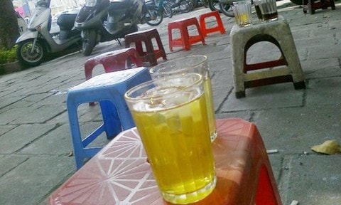 Chủ quán nước bị khách đâm tử vong chỉ vì... pha trà đặc