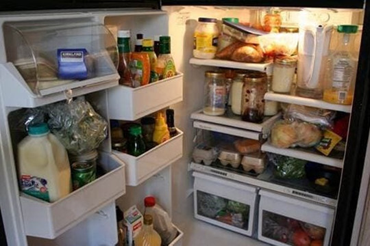 Nếu tủ lạnh quá bẩn, không thể lau sạch, hướng dẫn bạn một mẹo nhỏ là tủ lạnh sẽ sạch không còn vi khuẩn trong 10 phút