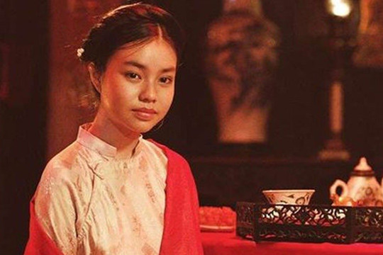 Từng gây sốc với cảnh quay nhạy cảm, các nữ diễn viên Việt Nam năm đó giờ ra sao?