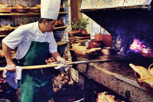 Khám phá nhà hàng lâu đời nhất thế giới, hơn 300 năm giữ lửa lò
