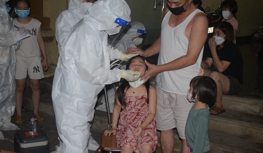 Hà Nam: Thêm 20 ca mắc mới là giáo viên, học sinh liên quan chùm COVID-19 cộng đồng