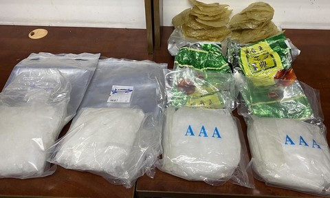 Cục Hải quan TPHCM phát hiện 4,6kg ma túy giấu trong thực phẩm