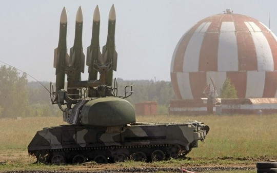 Ukraine mang vũ khí Nga ra tập trận cùng NATO