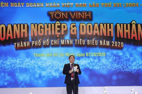 Vietnam Booking nhận được danh hiệu “Doanh nghiệp tiêu biểu của năm”