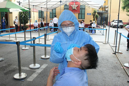 'Ổ dịch' Bệnh viện Việt Đức nhiều mức độ lây nhiễm, tình hình phức tạp