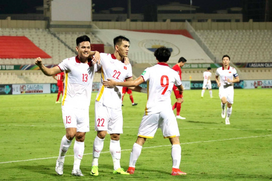 Dàn sao ĐT Việt Nam quên đi thất bại trước ĐT Trung Quốc, hướng đến trận gặp Oman