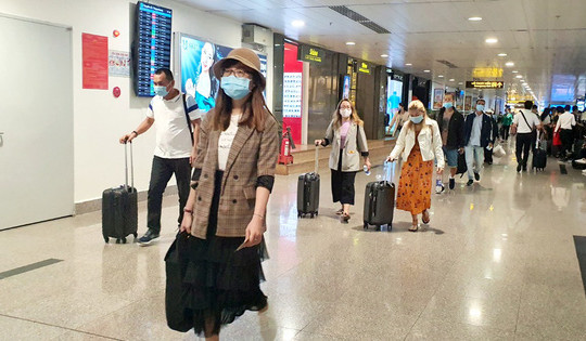 Hành khách đến sân bay Tân Sơn Nhất cần điều kiện gì?