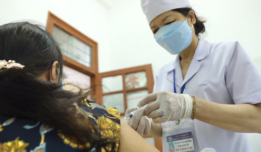 Trưa 12/10: Đã tiêm gần 55,9 triệu liều vaccine COVID-19; Bến Tre, Tây Ninh ghi nhận thêm các ca F0