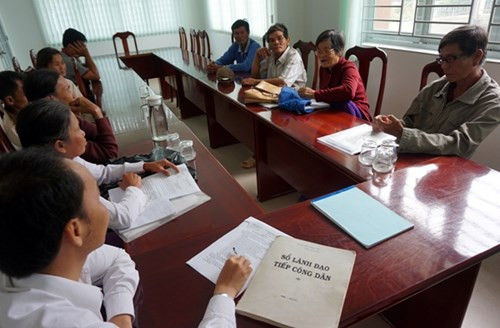 Người đứng đầu cơ quan, đơn vị có trách nhiệm tiếp công dân định kỳ hoặc đột xuất