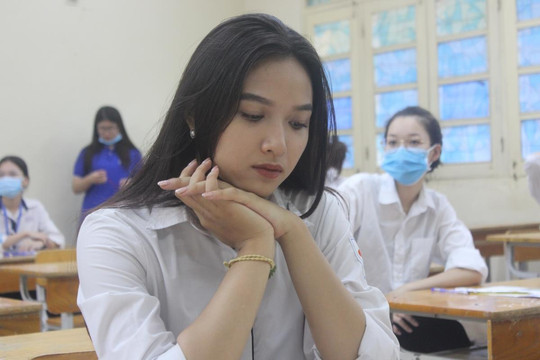 Hà Nội tiếp tục dạy và học trực tuyến, lên phương án tiêm vaccine cho học sinh