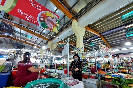 Sài Gòn báo tin vui, đồng loạt mở lại chợ truyền thống
