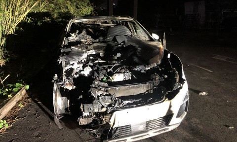 Bắt đối tượng tưới xăng đốt xe ôtô của sếp công ty vợ vì ghen tuông