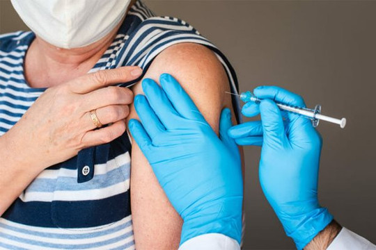 Yếu tố khiến người đã tiêm vắc xin vẫn có thể nhiễm Covid-19