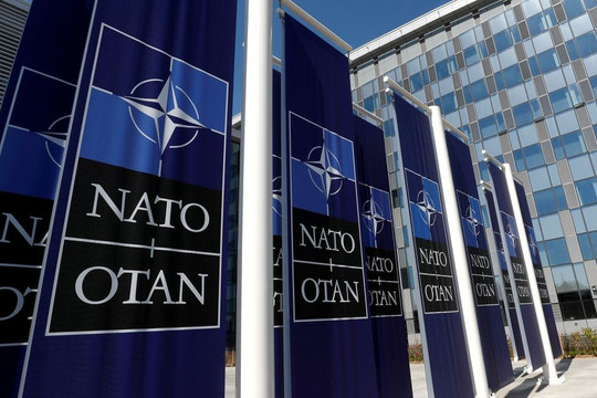 Quan hệ Nga-NATO đứt gánh: Hai thông điệp của Moscow