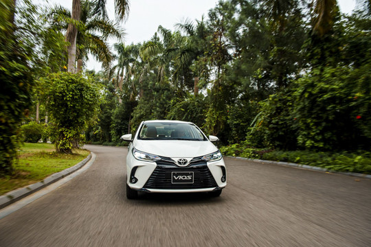 Các mẫu xe của Toyota tiếp tục mạnh tay giảm giá để tăng sức mua