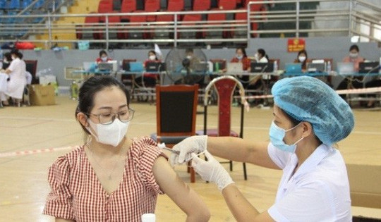 Chiều 27/10: Đã tiêm hơn 76,2 triệu liều vaccine phòng COVID-19; Tây Ninh có 194 ca dương tính SARS-CoV-2