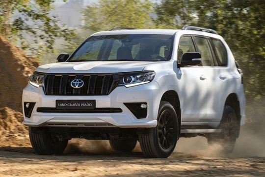 Toyota Land Cruiser Prado 2021 vừa ra mắt Việt Nam có gì mới?