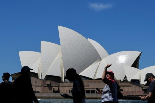 Australia bỏ lệnh cấm người dân du lịch nước ngoài từ tháng 11