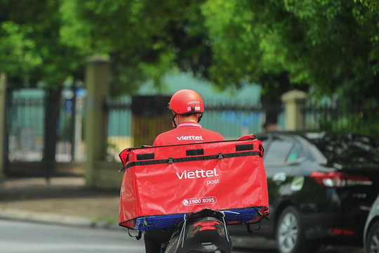 Viettel hỗ trợ hơn 7.000 lao động bị gián đoạn công việc do dịch bệnh