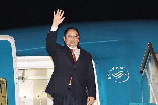 Thủ tướng Phạm Minh Chính lên đường tham dự Hội nghị COP26, thăm làm việc tại Anh và thăm chính thức Pháp