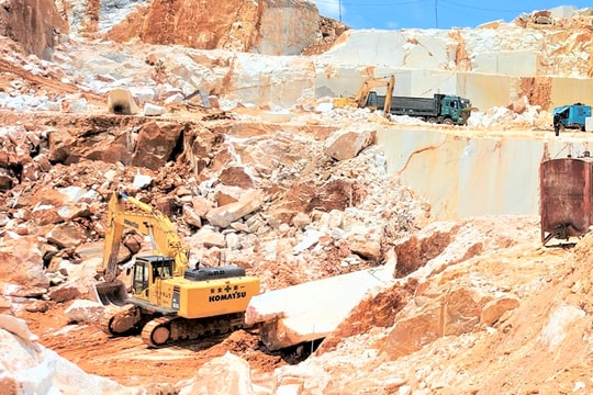 Nghệ An kiểm tra 12 doanh nghiệp khai thác khoáng sản