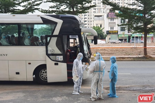 TP.HCM khuyến khích người dân tự xét nghiệm COVID-19 trước khi đến các tỉnh, thành khác