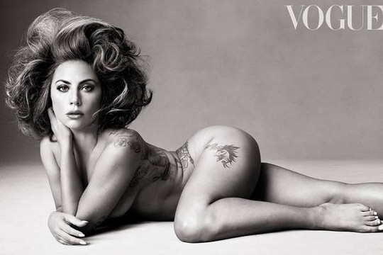 Lady Gaga gây sốc khi chụp ảnh khỏa thân 100%