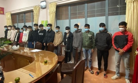 Vụ đuổi chém nhau trên đường Hùng Vương, TP.Đà Lạt: Tạm giữ 19 đối tượng
