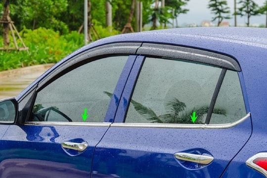 Tác dụng của nẹp chân kính xe ô tô