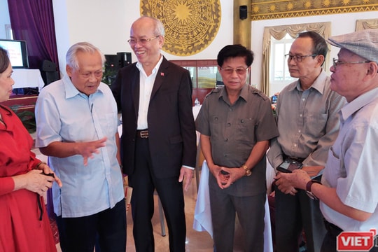Trại viết văn TP.HCM 2021 khai mạc ngay khi vừa giảm bớt dịch bệnh COVID-19