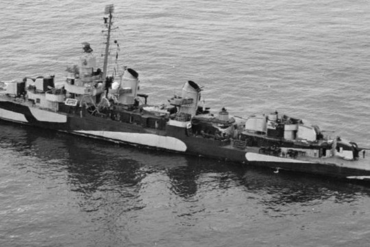Chiến hạm xui xẻo nhất lịch sử Mỹ, từng suýt nã nhầm ngư lôi vào tổng thống