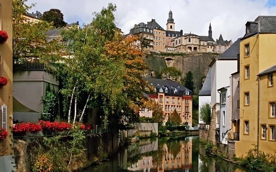 Tại sao các tỷ phú cất giấu tài sản ở Luxembourg?