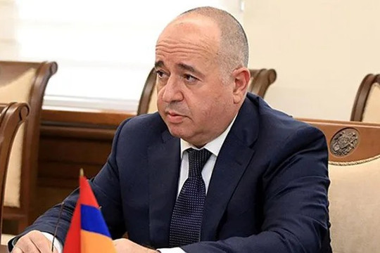 Thủ tướng Armenia cách chức Bộ trưởng Quốc phòng, không nêu lý do