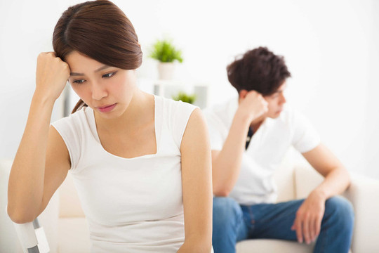 4 câu hỏi giúp bạn xử lý cảm giác cô đơn, lạc lõng trong hôn nhân