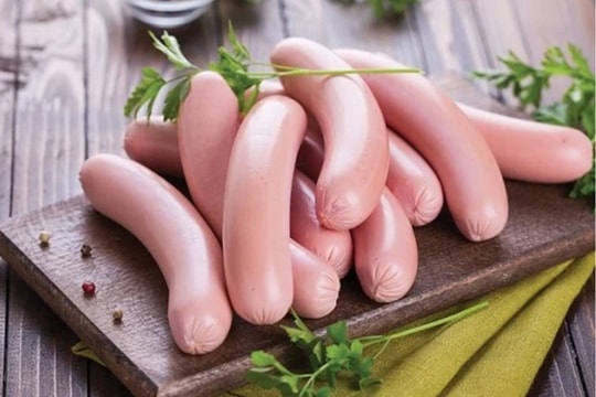 Nên để xúc xích trong tủ lạnh bao lâu để đảm bảo chất lượng?