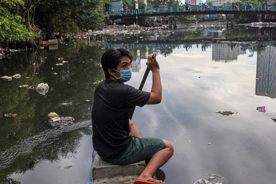 Cuộc sống ở con rạch ô nhiễm nhất Sài Gòn