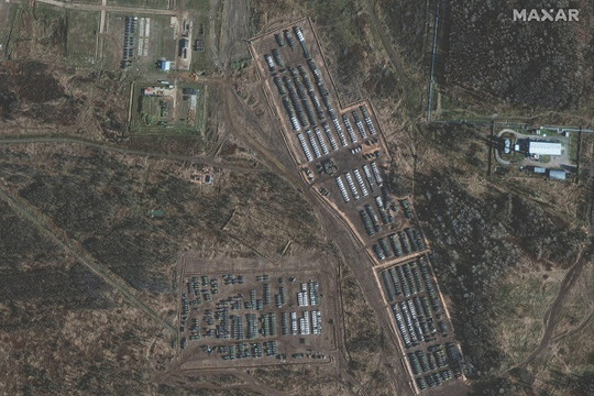Thực hư xe tăng Nga được phát hiện đang tiến về biên giới Ukraine?