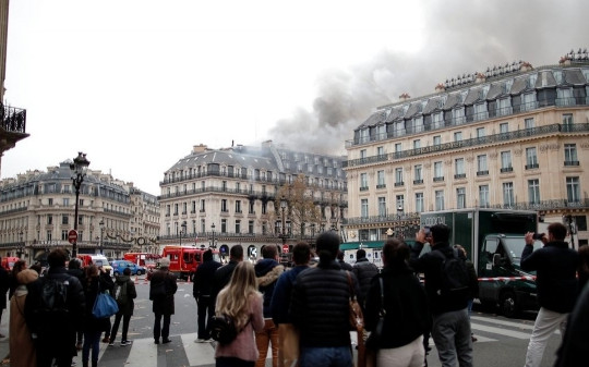 Pháp: Cháy lớn gần Quảng trường L'Opera thuộc trung tâm thủ đô Paris