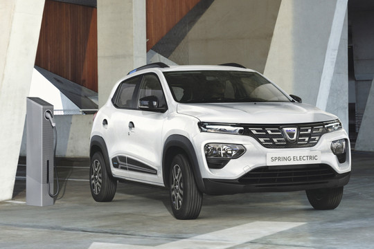 Dacia Spring 2022: SUV chạy điện giá rẻ