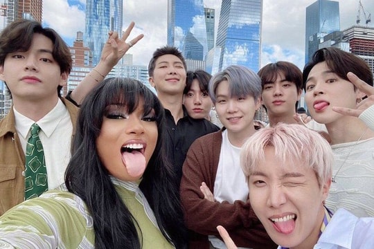 Netizen 'tan nát' khi Megan Thee Stallion sẽ không trình diễn cùng BTS tại American Music Awards 2021!