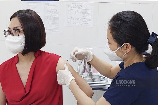 Số ca mắc COVID liên tục tăng, Điện Biên dồn lực tiêm vaccine