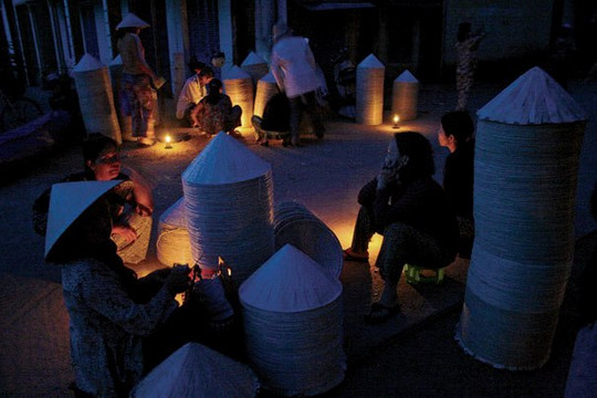 Bắc Ninh phục dựng 'phiên chợ âm - dương' mua may, bán rủi