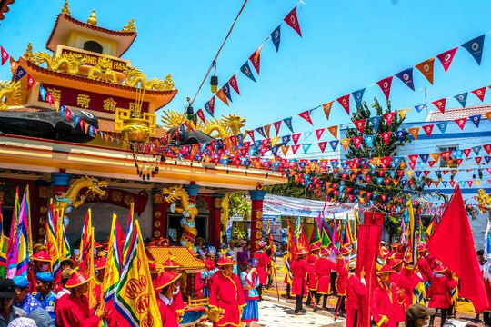 Đưa văn hóa lễ hội dân gian Việt Nam ra thế giới