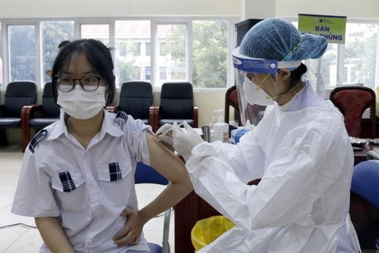Thêm 1 nữ sinh lớp 9 tử vong sau tiêm vaccine Covid-19 một ngày ở Hà Nội