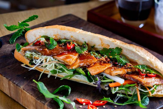Khi bánh mì Việt trở thành món ăn biểu tượng của thành phố cực nam thế giới