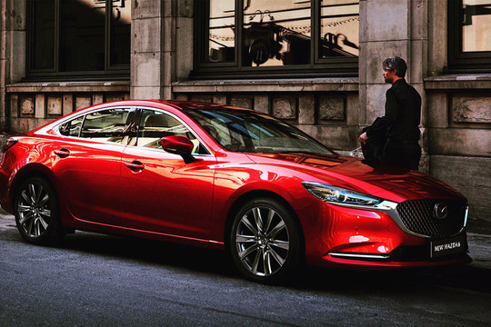 Mazda tặng "sốc" 120 triệu, có xe giảm phí trước bạ 100%