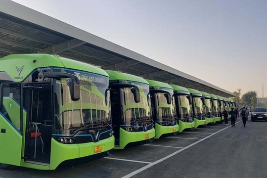Một chạm là xong, cuộc đổi thay từ chiếc vé xe buýt