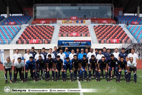 Hai cầu thủ tuyển Malaysia mắc COVID-19, lỡ trận gặp Campuchia