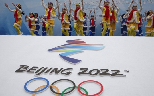 Thế vận hội Bắc Kinh 2022: Sau 'phát súng' của Mỹ, Ủy ban Olympic Quốc tế nói tôn trọng, Australia tiếp bước, Pháp tham vấn EU