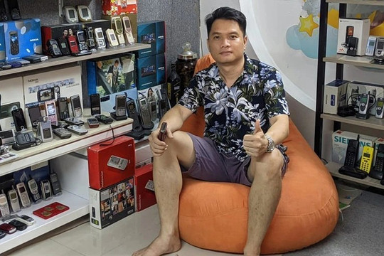 Bộ sưu tập 300 chiếc điện thoại cổ 'độc nhất vô nhị' của chàng trai Sài Gòn